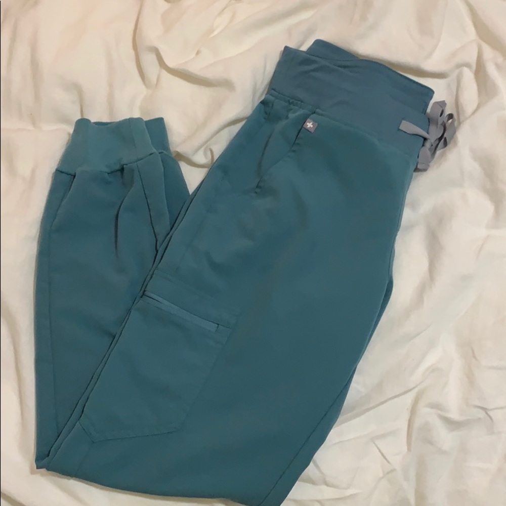 Figs joggers